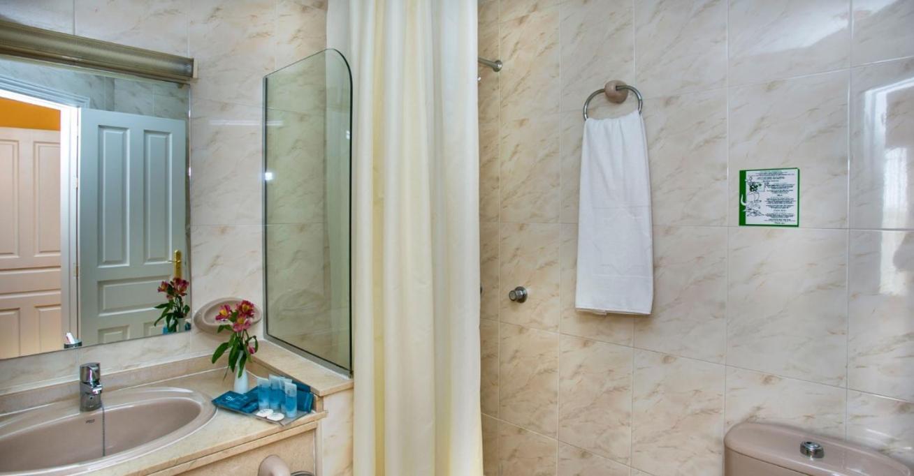 Ona - - Elviria Playa - 6 En Jardines Del Don Carlos 5gl Aparthotel *